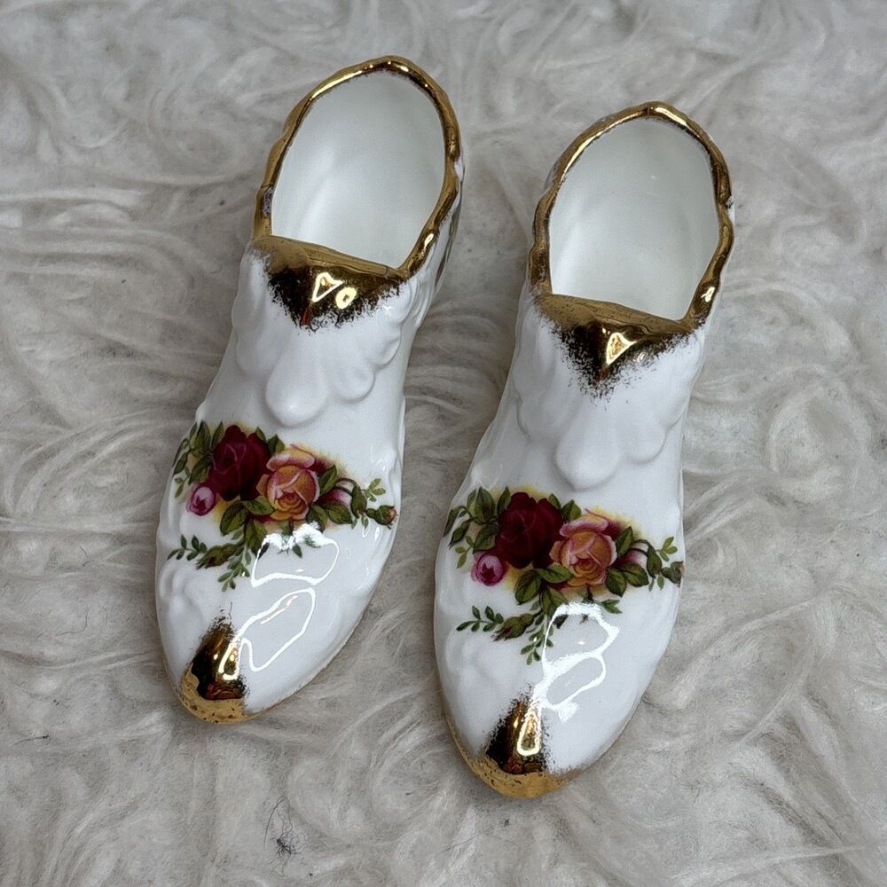 Royal Albert "Old Country Roses" Shoe Slipper Porcelain Figurines Set of 2